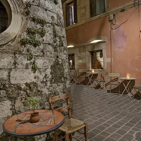 Konukevi Fagotto Art Residences 3*